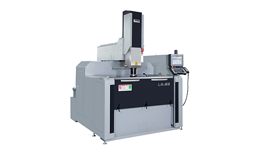 群基LN80镜面火花机