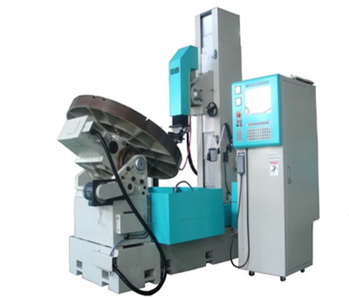 群基CNC火花机型号CNC600T CR6C